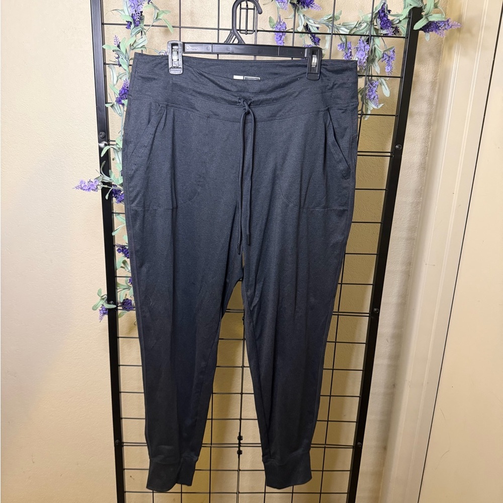 Lolë Women’s XL Black Joggers